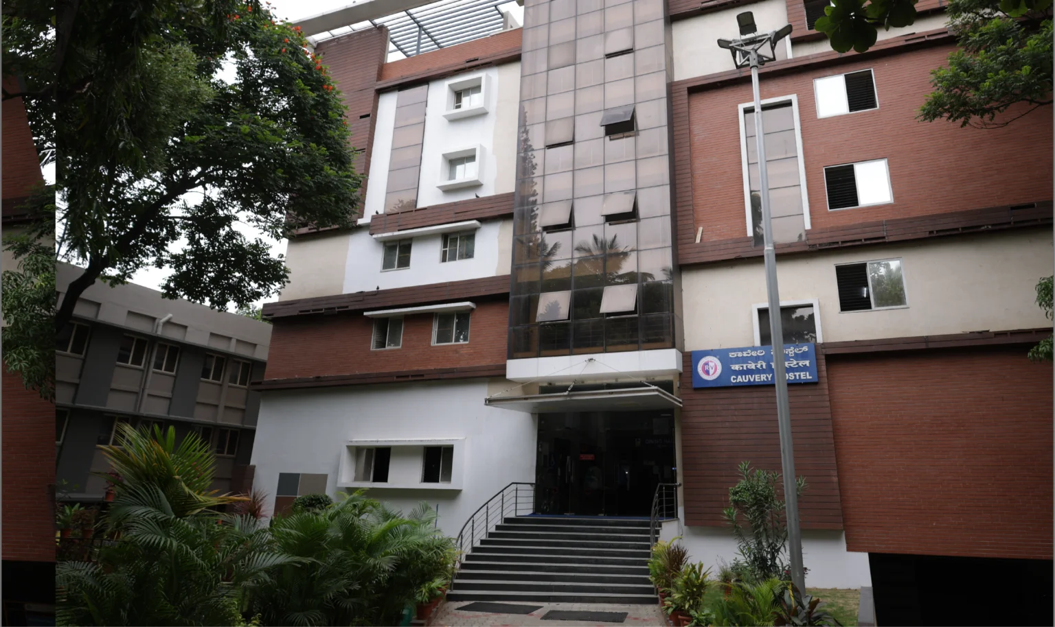rv-hostel
