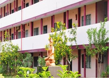 Sri Siddhartha Pharmacy College Tumkur campus photo