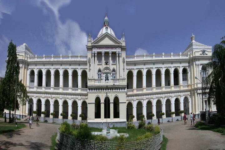 Mysore Medical College and Research Institute campus in 