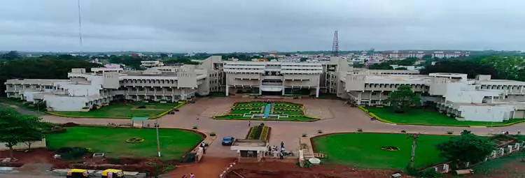 SDM College of Dental Sciences Dharwad campus photo