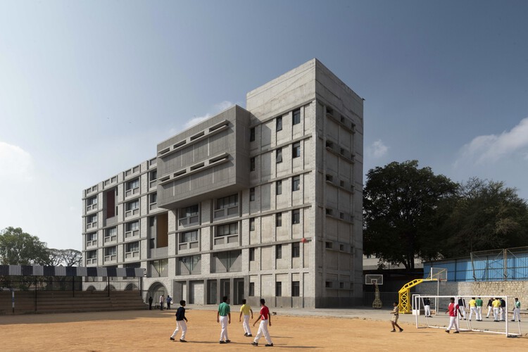 New Law College Bangalore campus photo